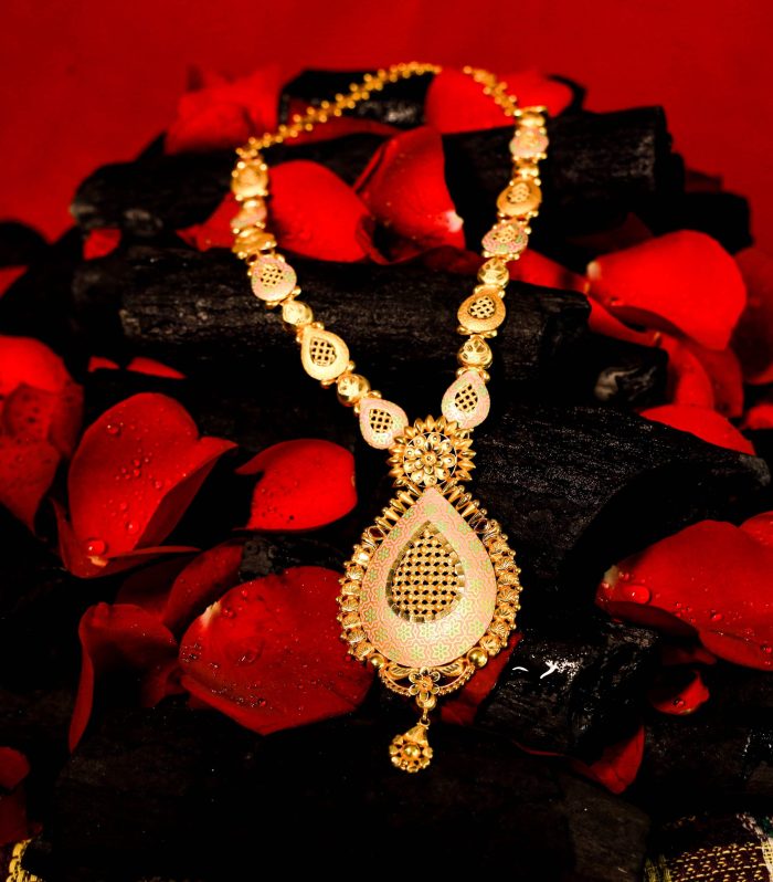 Radiant Gold Aram Necklace